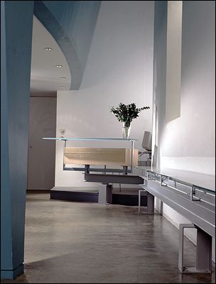 Reception Desk, David Germond (Juggernaut), 1997. art.tm Inverness. Photo: David Churchill/Arcaid