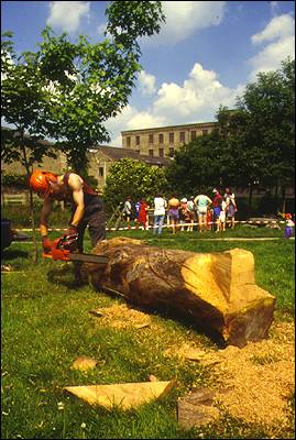 Work in Progress, on the playing field, Richard Caink, 1997 Irwell Sculpture Trail, Chatterton, Lancs Photo: Dave Clark/Folly Pictures