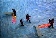 Bench design for Blue Carpet, Thomas Heatherwick Studio, 1997. Newcastle upon Tyne
