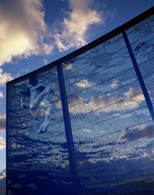Water Wings by Bruce Williamsr, 2001.  Blackpool Promenade. Photo: Joel Chester Fildes.
