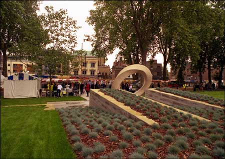 Opening of Islington Green showing new war memorial by John Maine and landscaping by J & L Gibbons Landscape Architects; photo: Brent Darby