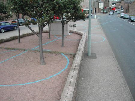 A traffic realignment exercise by Sans fa&ccedil;on on Kirk Street, Peterhead, summer 2005. Photograph by Sans fa&ccedil;on.